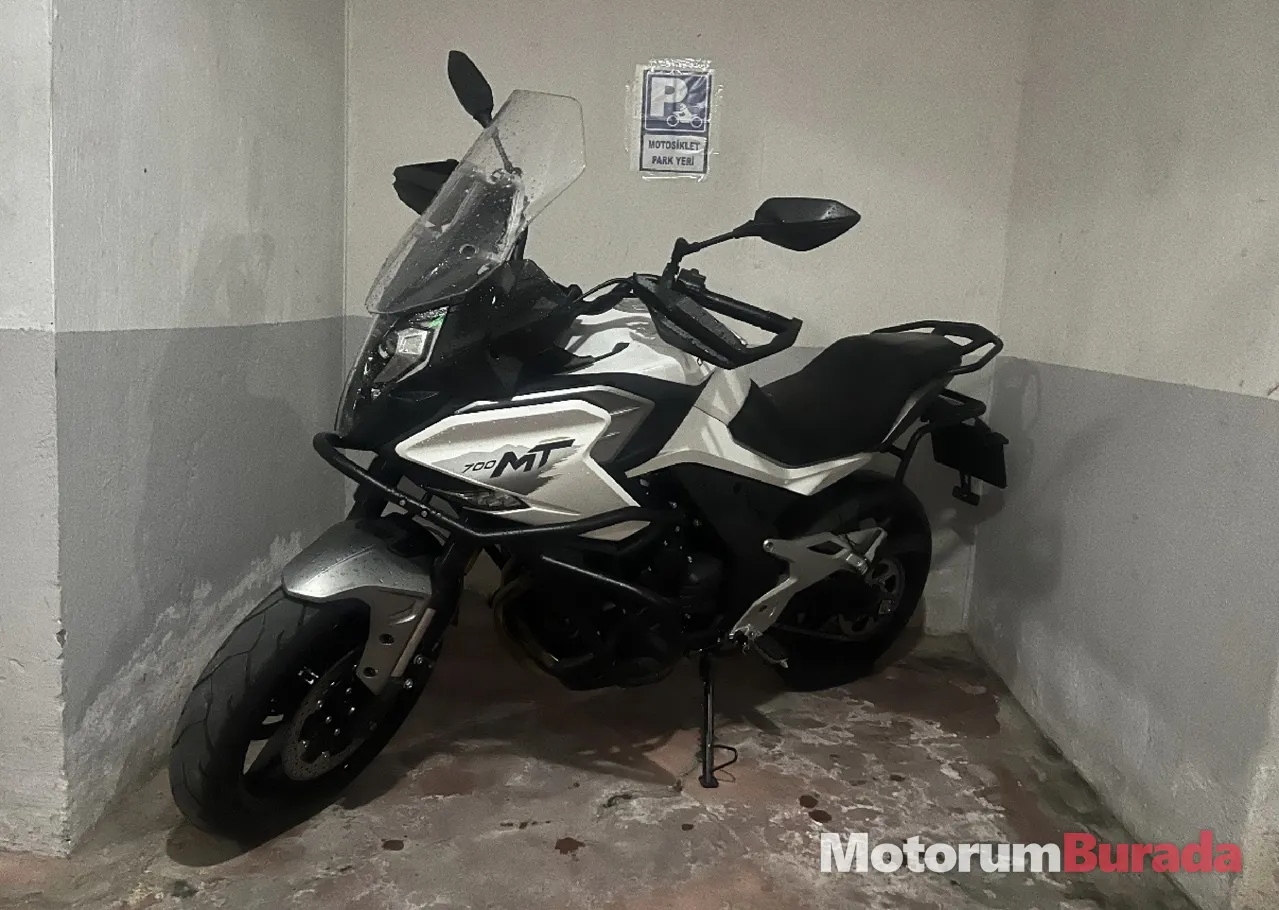 Sıfırdan farksız,Cf moto 700 MT, temiz tiyiz kullanicidan