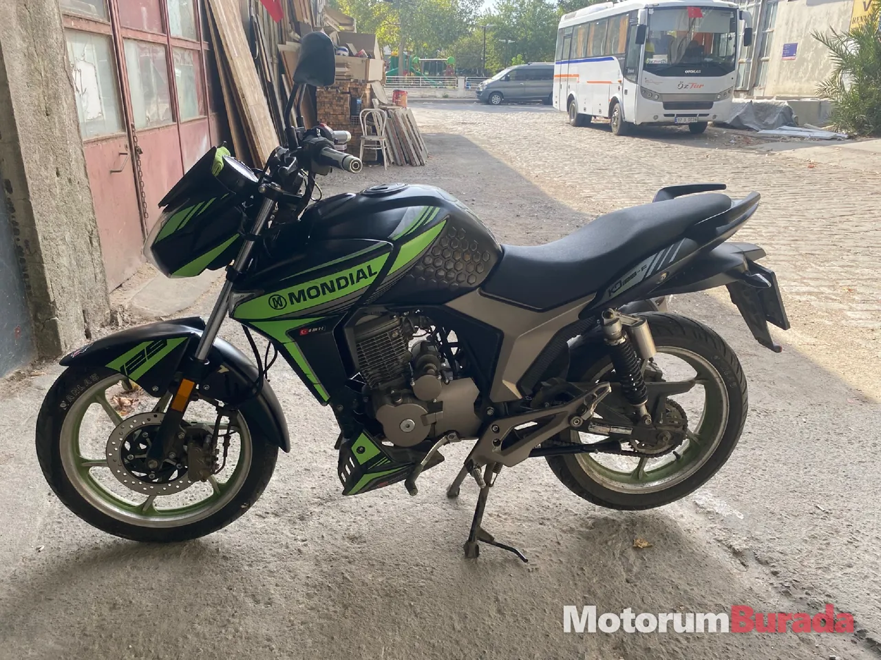 Temiz Sorunsuz 250 Görünümlü 125 CC